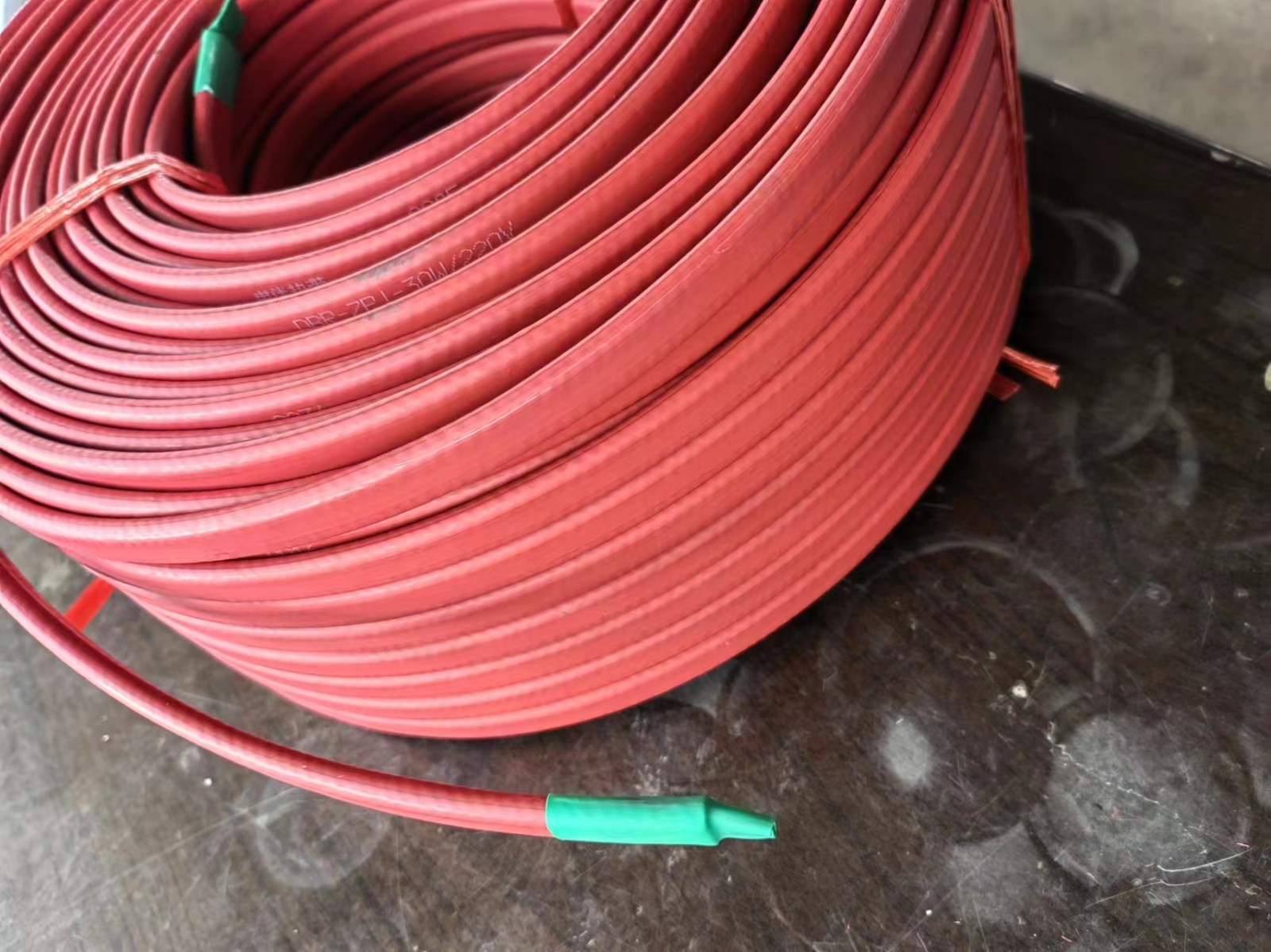 17324953732489.jpg 低溫防爆加強電伴熱1-8.jpg